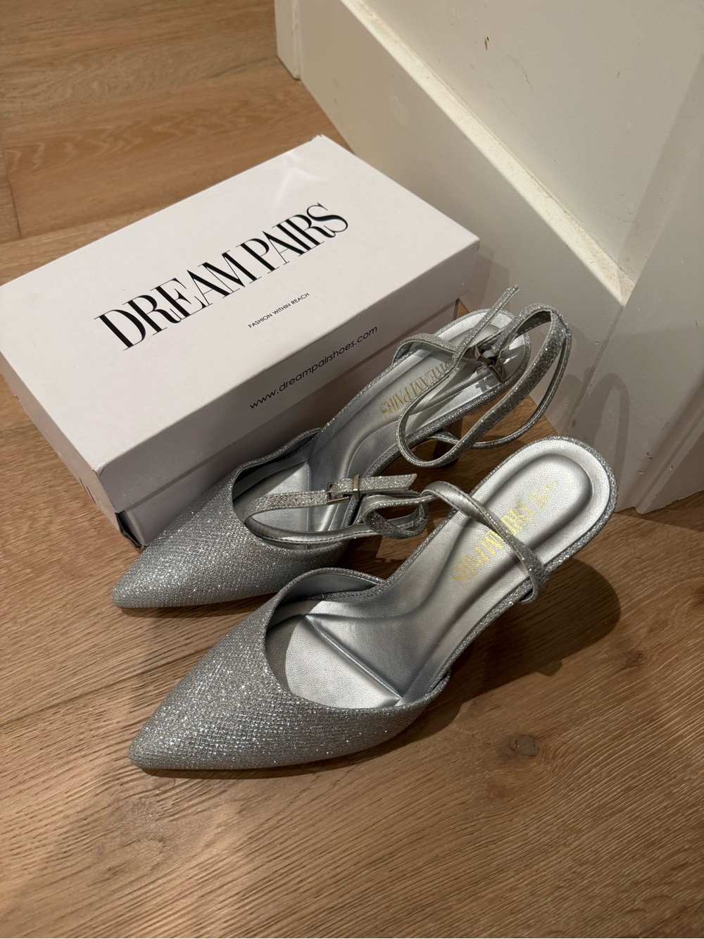 Dream Pairs Silver Glitter Pointed Toe Slingback Heels (BRAND NEW)